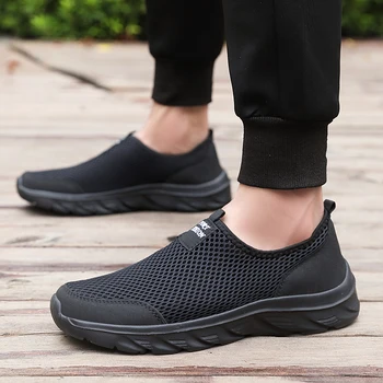Летняя мужская обувь для прогулок 2023 года, уличные повседневные кроссовки, Легкие дышащие мужские лоферы без застежки, Новая мужская обувь Zapatos Hombre